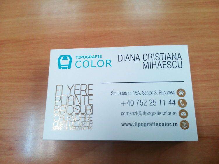 text folio auriu